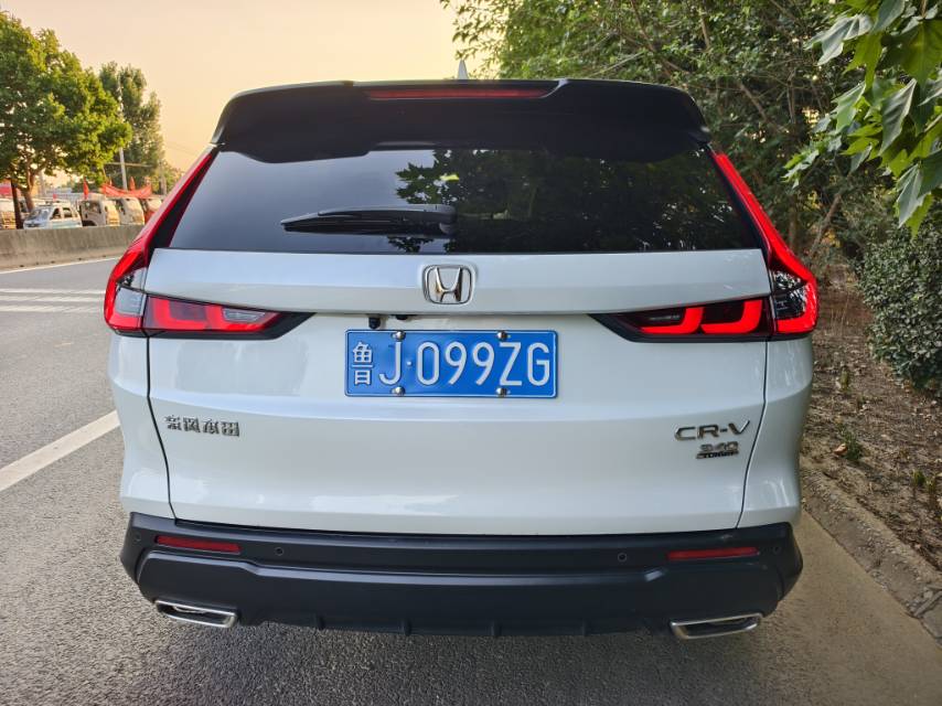 Honda CR-V 2024 car image #3