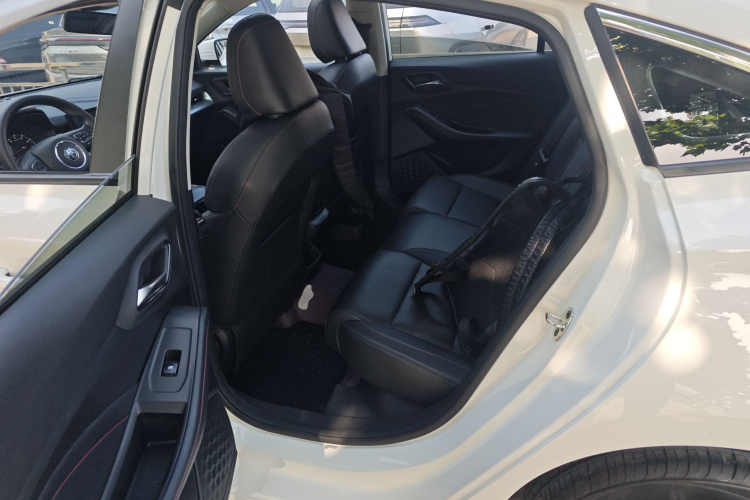 名爵 MG5 2023 汽车图片 #17