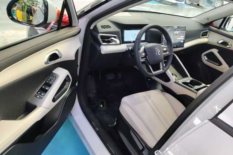 BYD YuanUP 2026 #16 BYD YuanUP 2026 car image #16