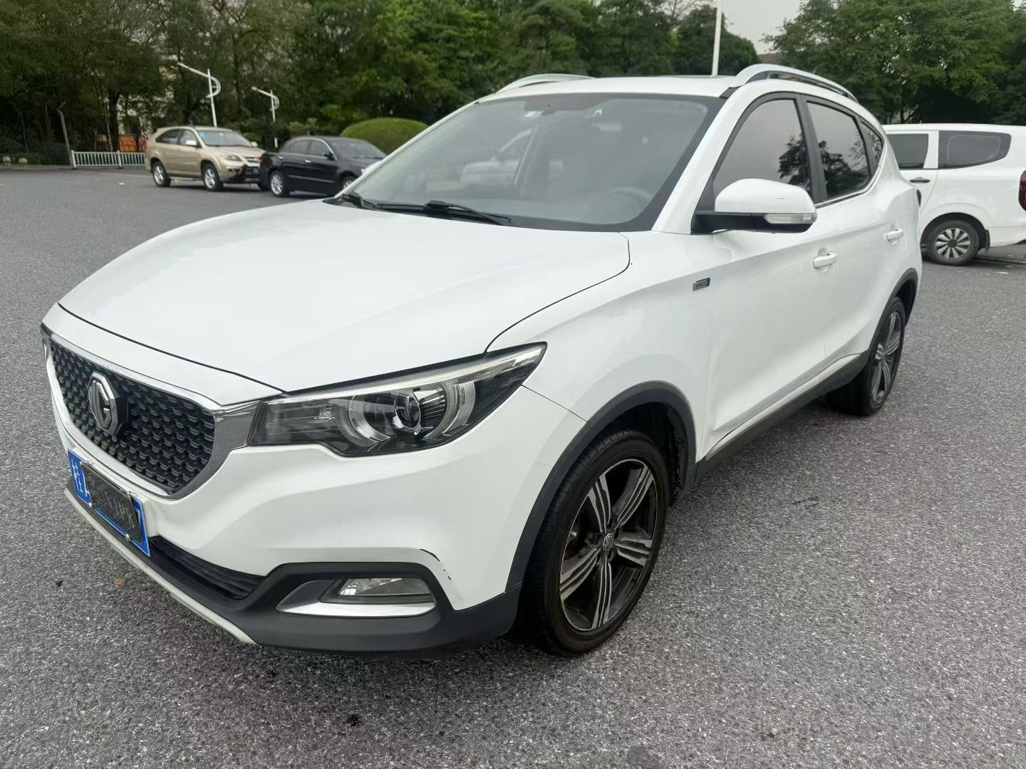 MG ZS 2019 MG ZS 2019 car image