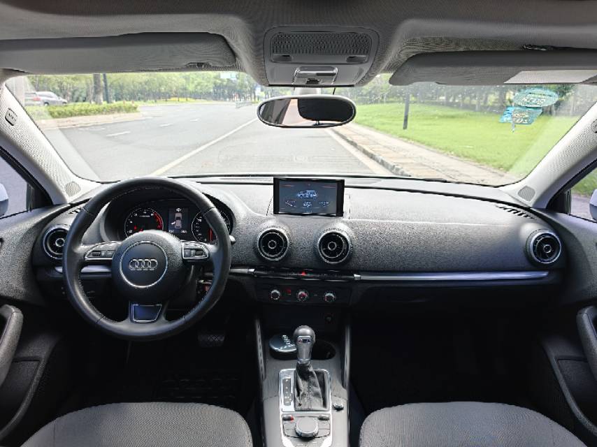 Audi A3 2015 car image #8