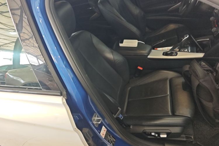 BMW 3 Series 2018 #24 BMW 3 Series 2018 car image #24