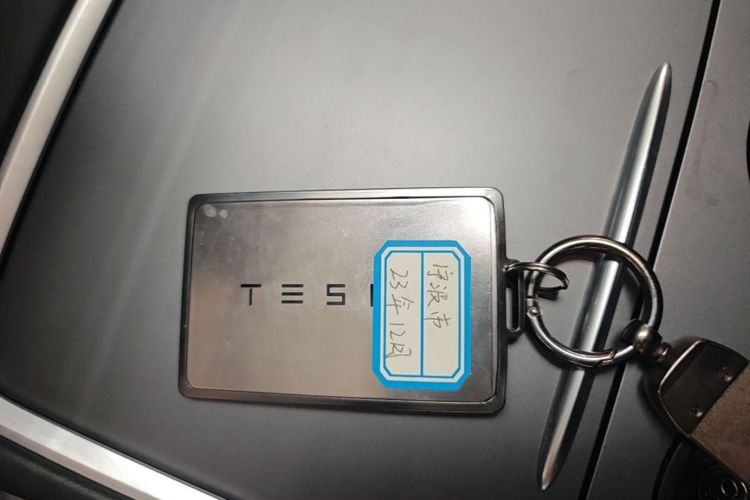 Tesla Model Y 2023 #14 Tesla Model Y 2023 car image #14