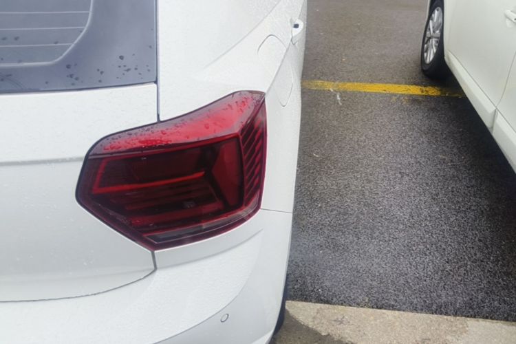 Volkswagen Polo 2021 car image #8
