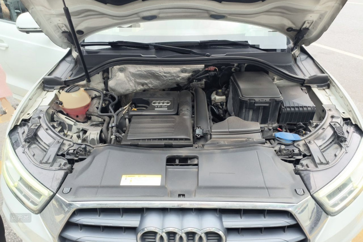Audi Q3 2018 #22 Audi Q3 2018 car image #22