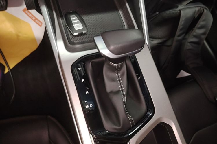 GEELY Emgrand 2024 car image #14