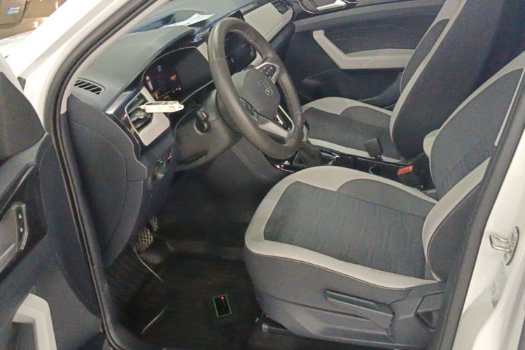 Volkswagen Tharu 2024 #15 Volkswagen Tharu 2024 immagine di auto #15