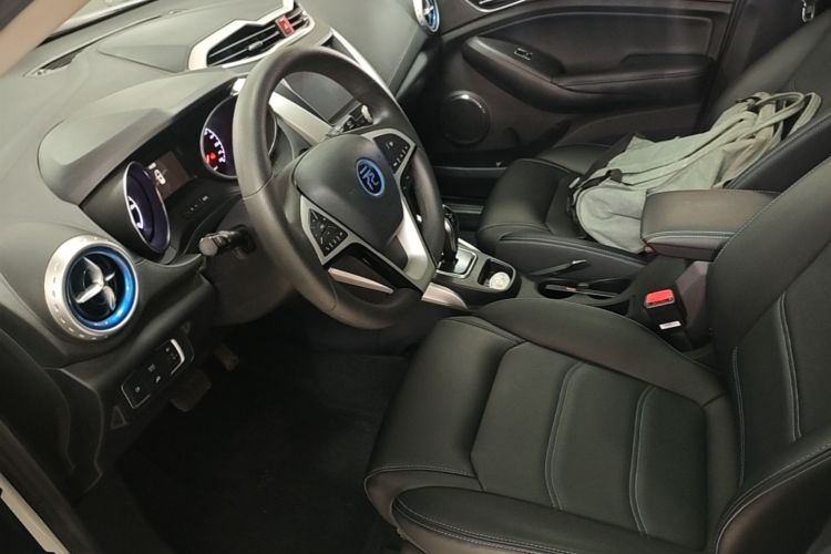 BYD Yuan New Energy 2019 #15 BYD Yuan New Energy 2019 imagen de coche #15
