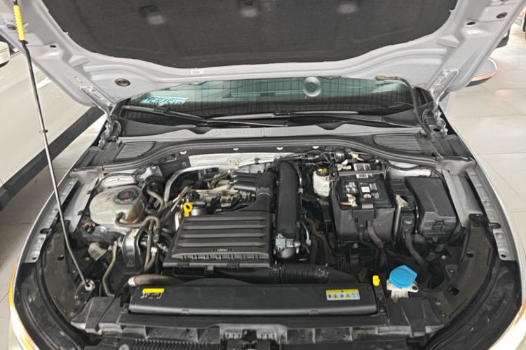 Volkswagen Golf 2021 #22 Volkswagen Golf 2021 car image #22