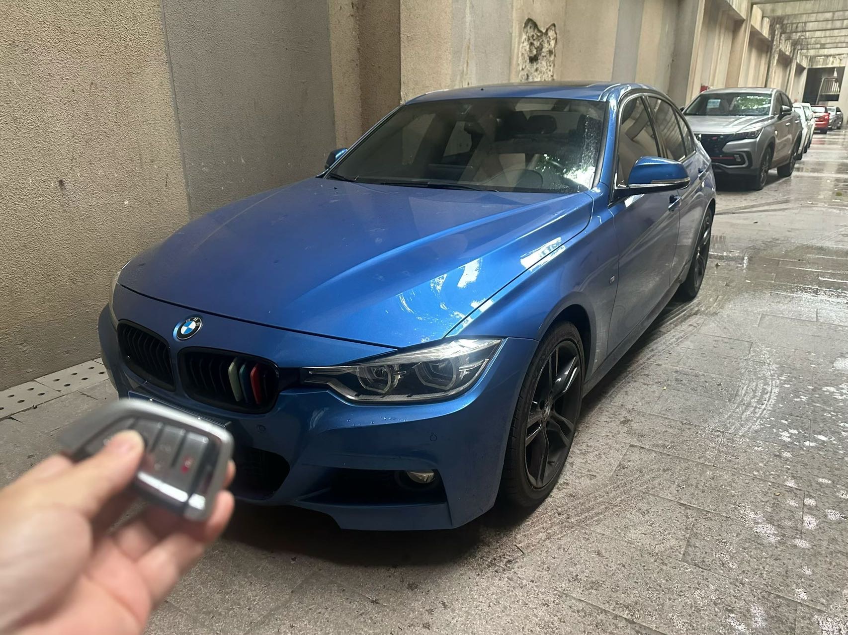 BMW 3 Series 2019 BMW 3 Series 2019 car image