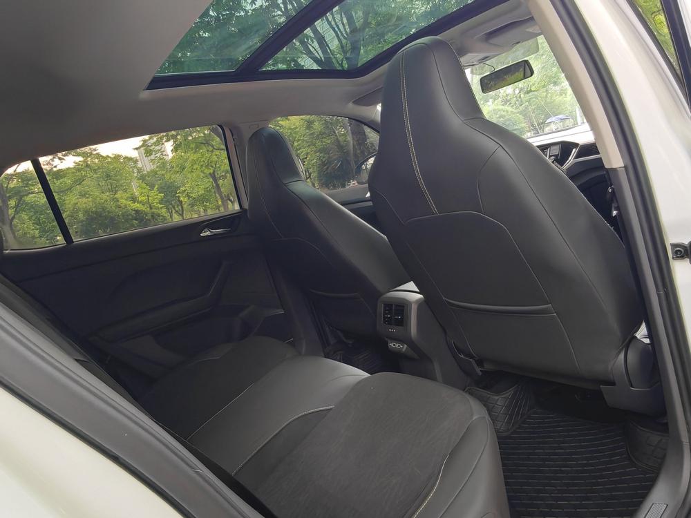 Volkswagen T-Cross 2020 #10 Volkswagen T-Cross 2020 car image #10