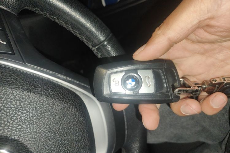 BMW 3 Series 2017 #10 BMW 3 Series 2017 car image #10