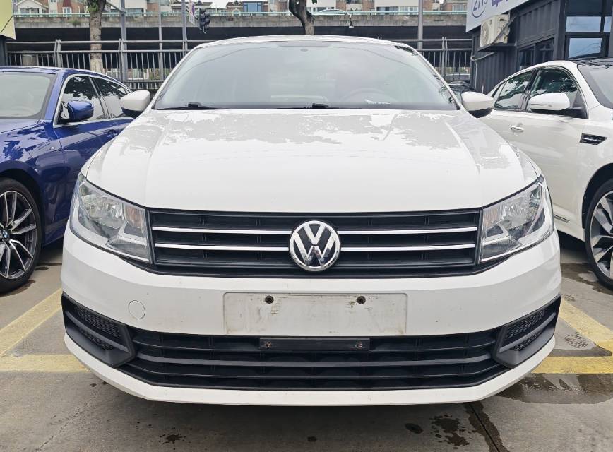 Volkswagen Santana 2019 immagine di auto #2