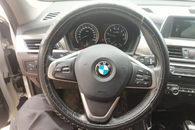 BMW X1 2019 #11 BMW X1 2019 car image #11