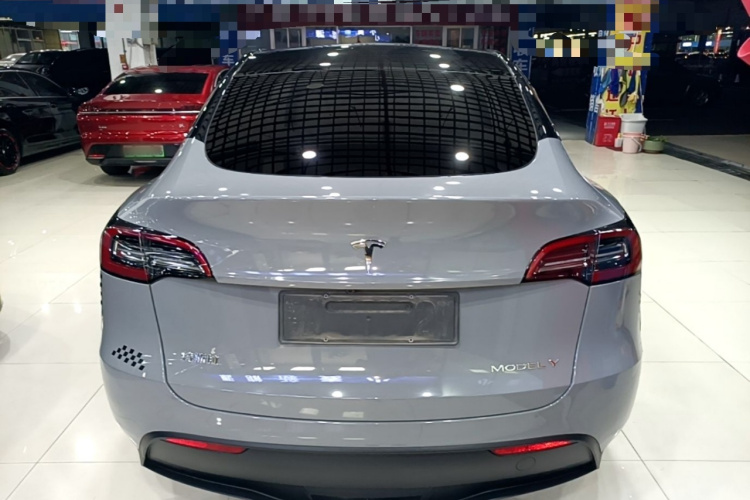 Tesla Model Y 2024 #6 Tesla Model Y 2024 image de voiture #6