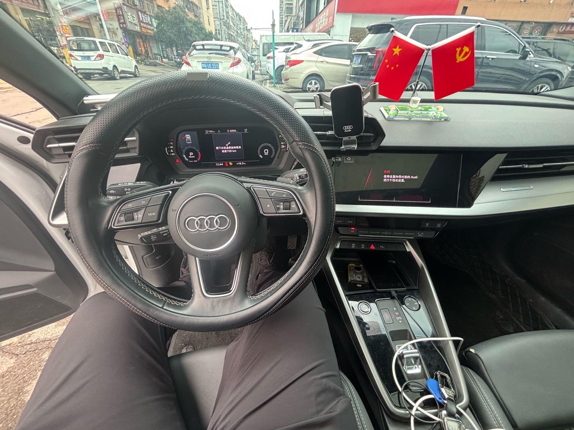 2025 car image #8