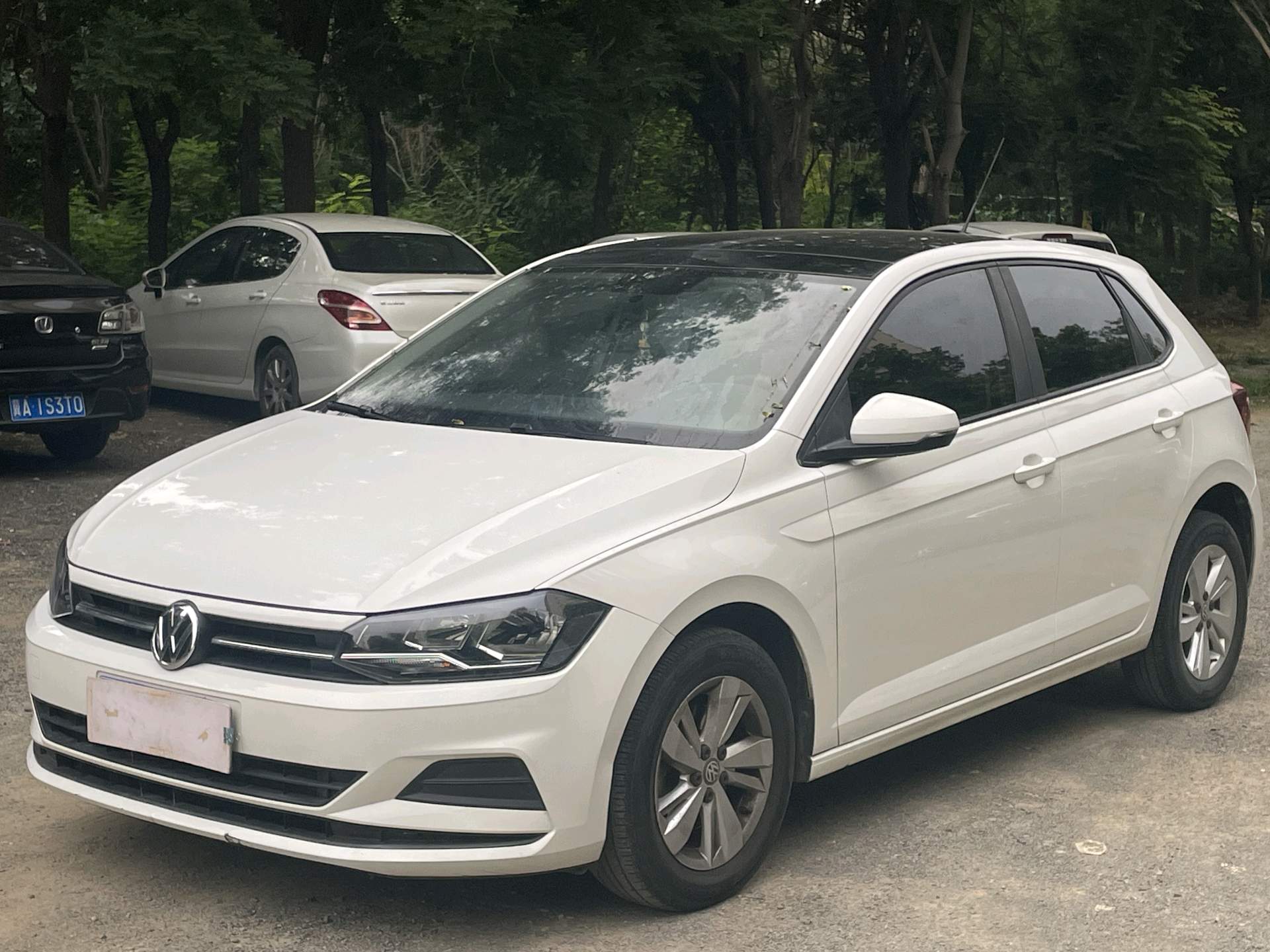 Volkswagen Polo 2020 car image 