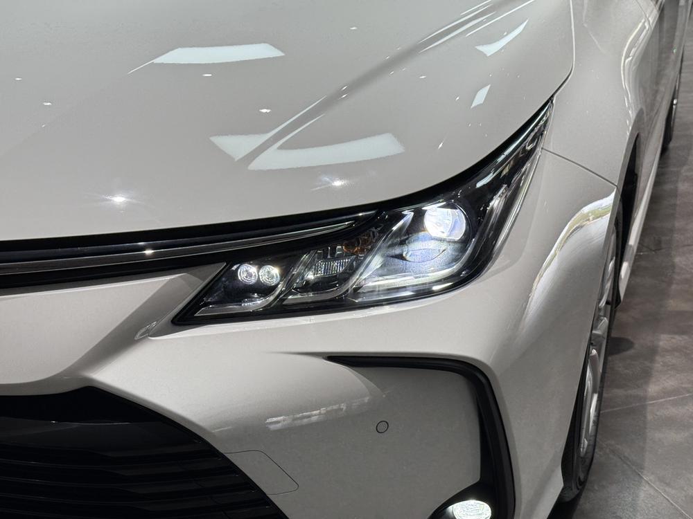 Toyota Corolla 2023 car image #8