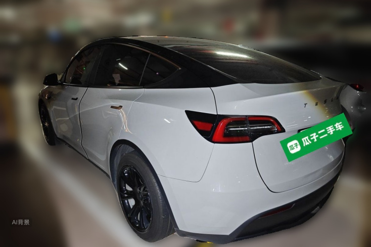 Tesla Model Y 2022 #5 Tesla Model Y 2022 car image #5
