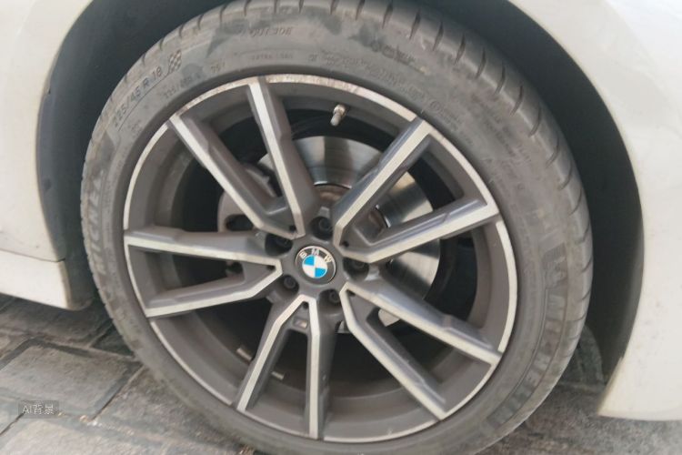 BMW 3 Series 2022 car image #9