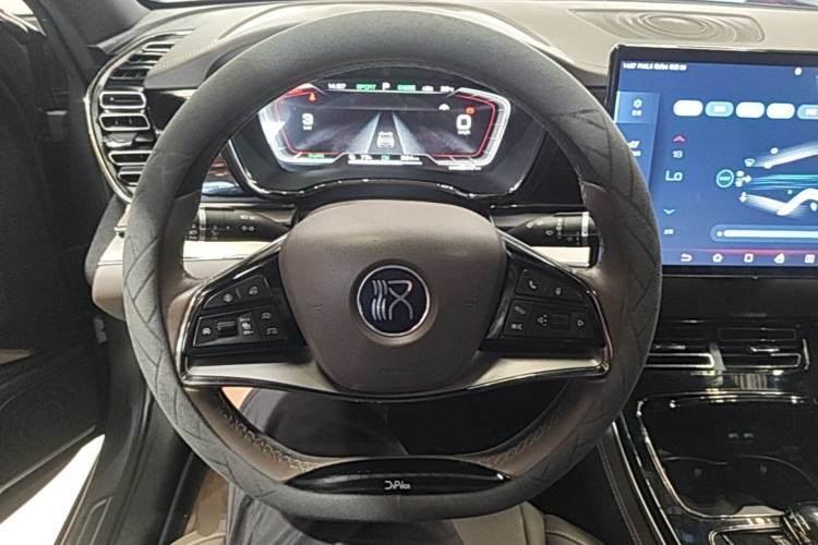 BYD Han 2022 car image #11