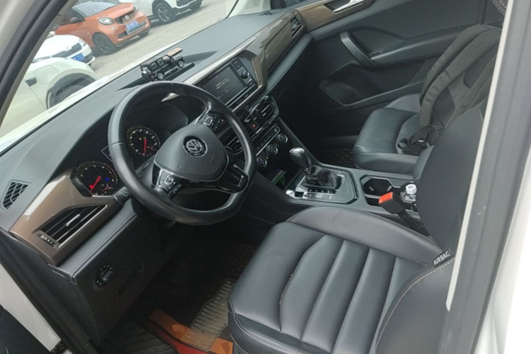 Volkswagen Tharu 2020 #15 Volkswagen Tharu 2020 car image #15