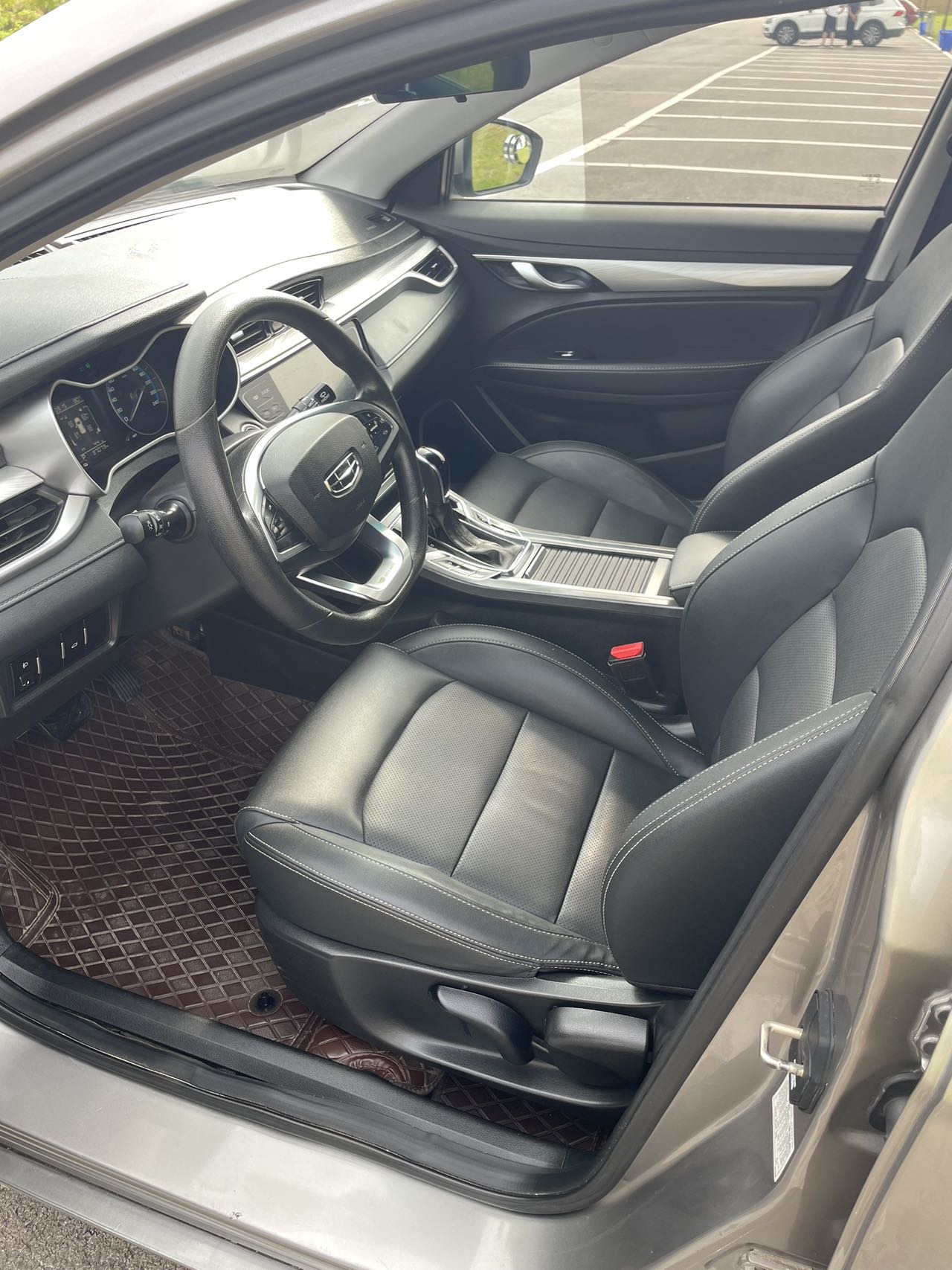 GEELY Emgrand 2020 car image #5