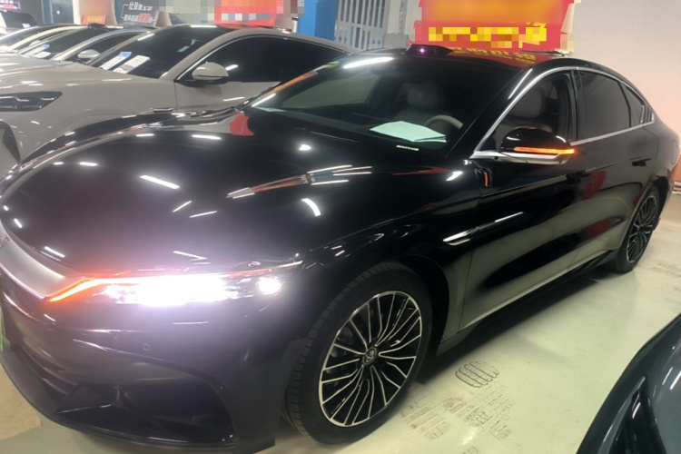 BYD Han 2025 imagem de carro #2