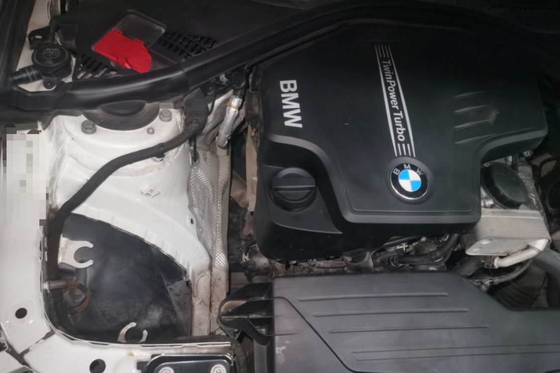 BMW 3 Series 2015 car image #11