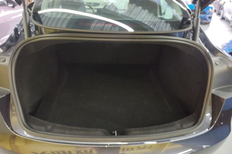 Tesla Model 3 2024 #21 Tesla Model 3 2024 car image #21