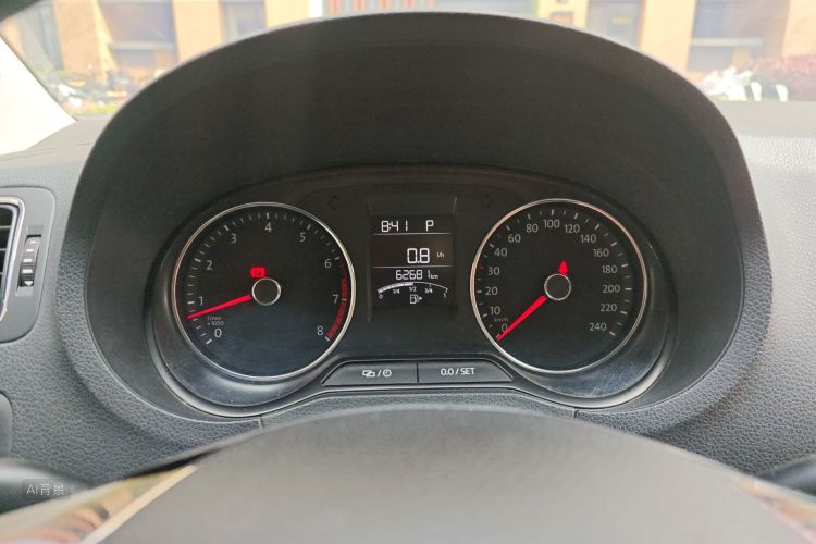 Volkswagen Polo 2017 изображение автомобиля #13