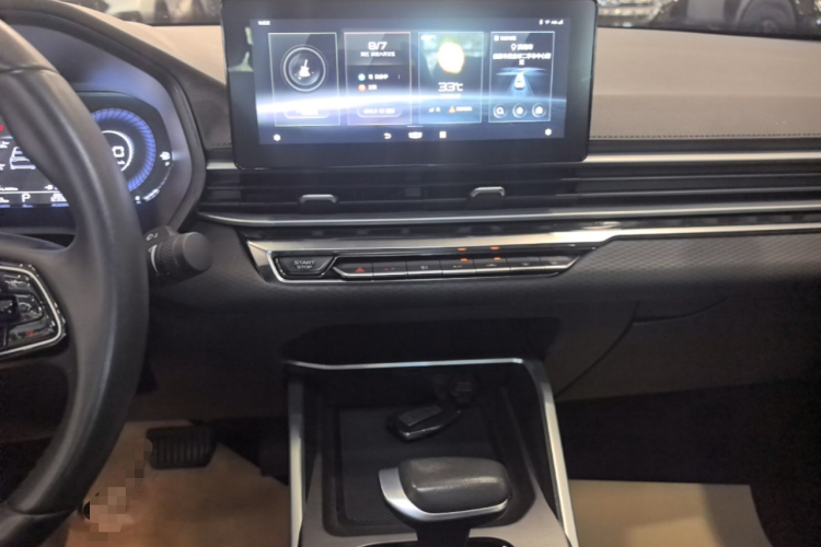 GEELY Emgrand 2022 #13 GEELY Emgrand 2022 car image #13
