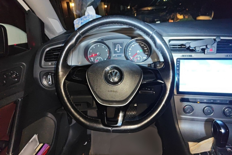 Volkswagen Golf 2014 #15 Volkswagen Golf 2014 car image #15