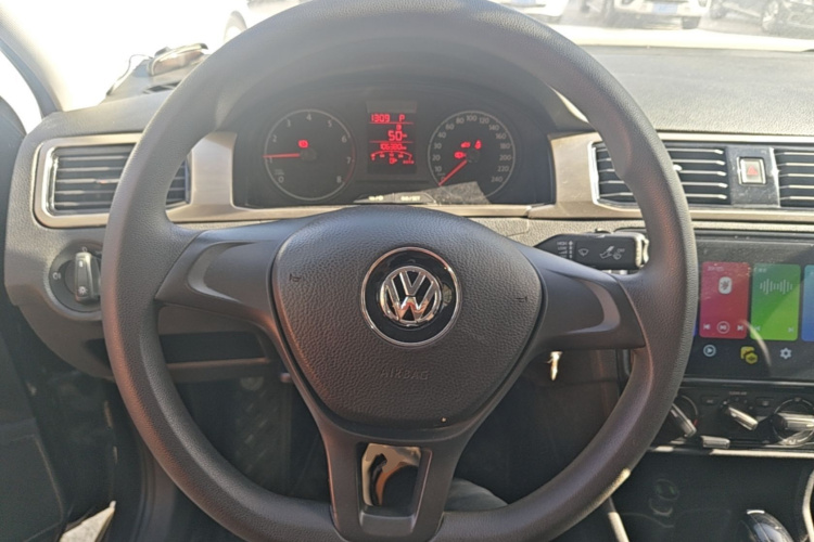 Volkswagen Santana 2021 изображение автомобиля #11