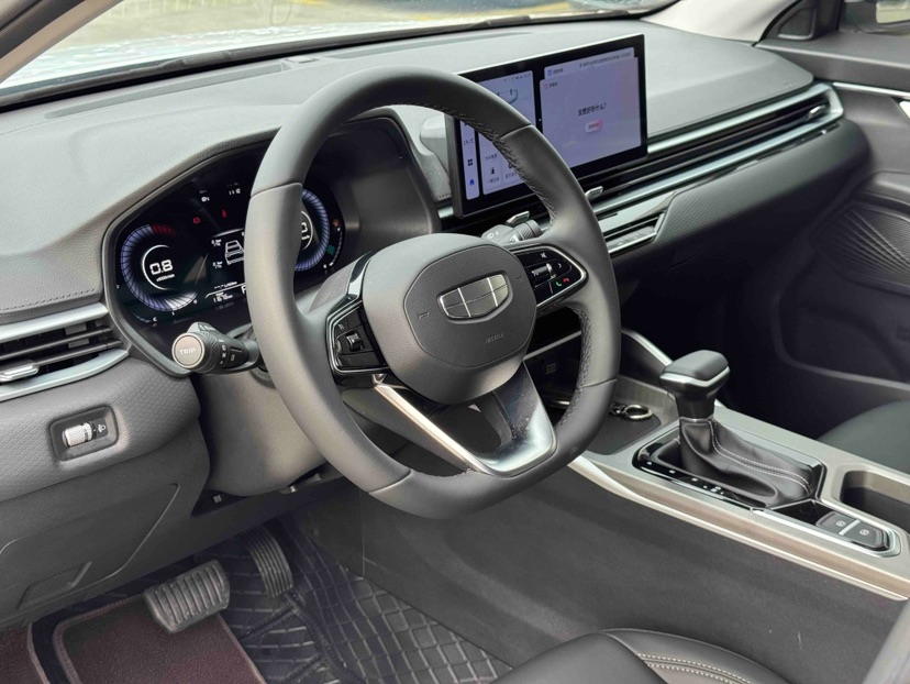 GEELY Emgrand 2025 immagine di auto #7