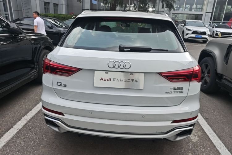 Audi Q3 2025 #6 Audi Q3 2025 car image #6