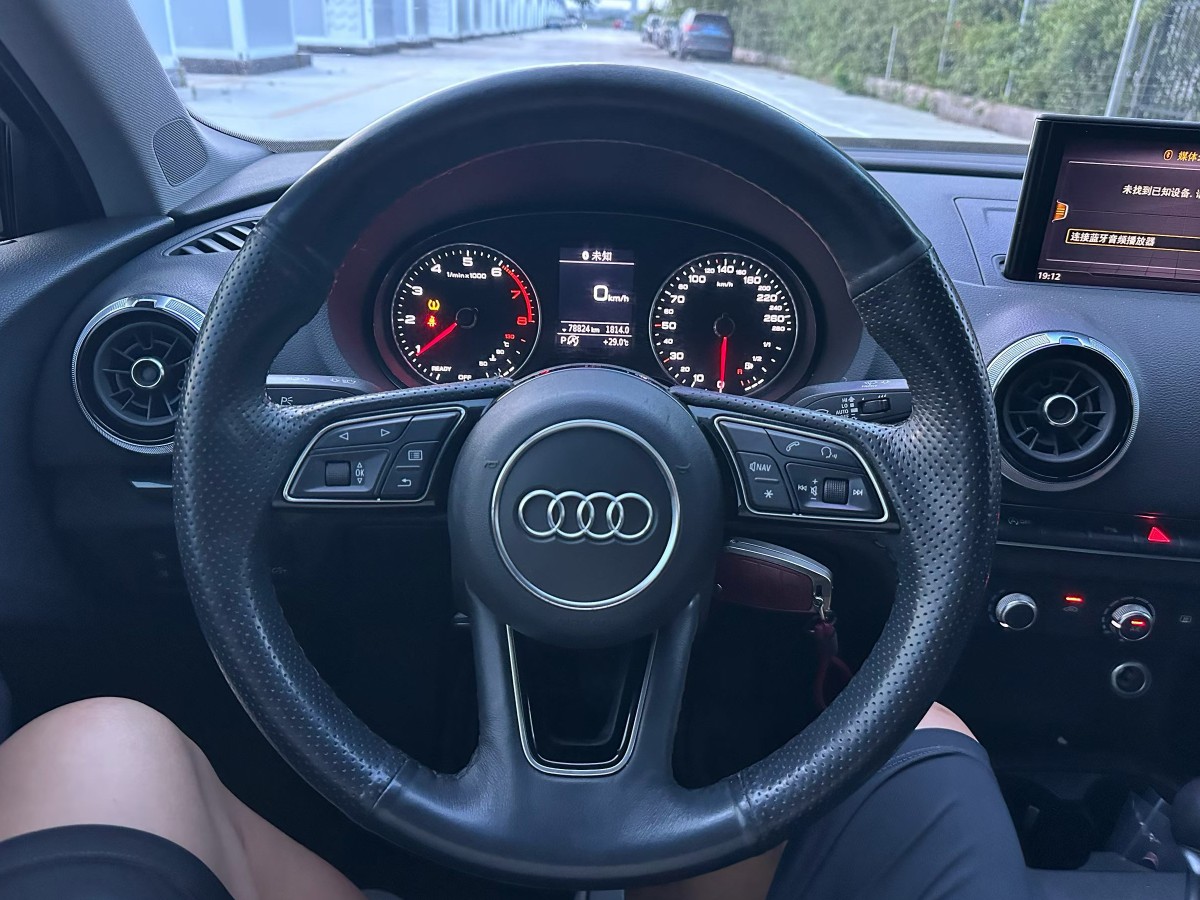 Audi A3 2019 immagine di auto #8