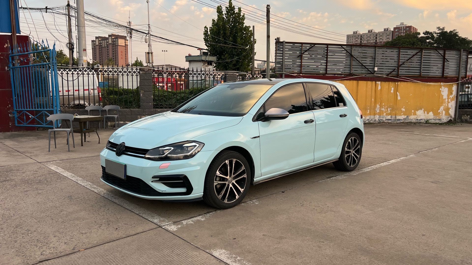2019 2019 car image