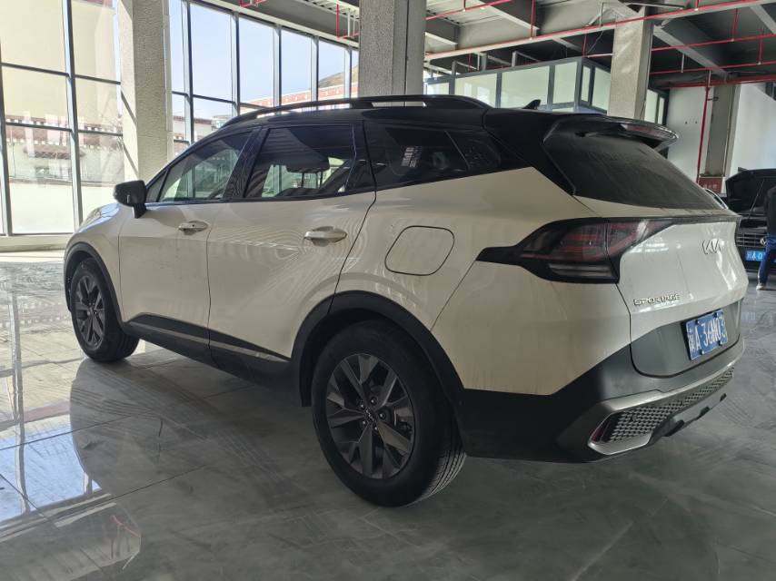 Kia Sportage 2024 immagine di auto #6