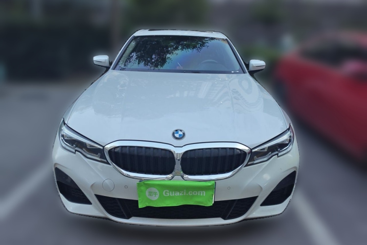 BMW 3 Series 2022 car image #3