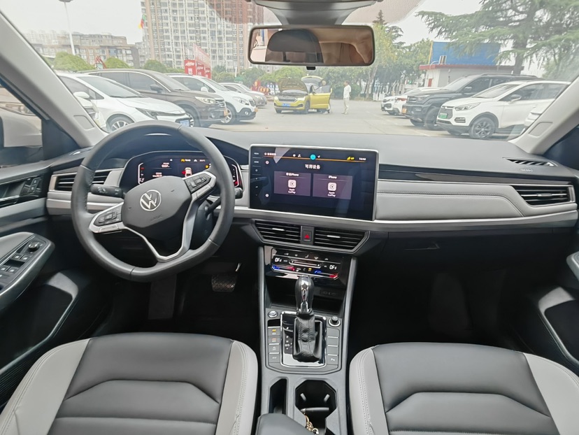 Volkswagen Bora 2023 immagine di auto #4