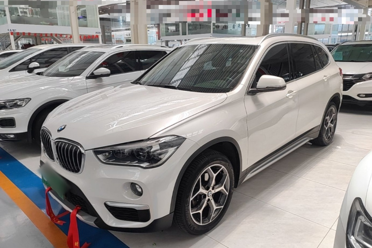 BMW X1 2019 #2 BMW X1 2019 car image #2