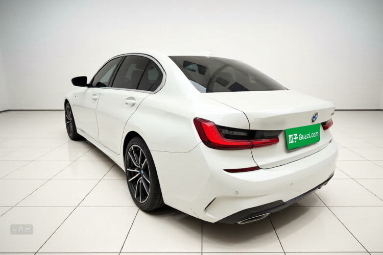 BMW 3 Series 2022 #5 BMW 3 Series 2022 car image #5