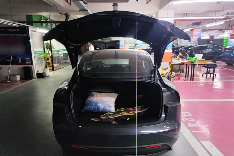 特斯拉 Model 3 2024 汽车图片 #19