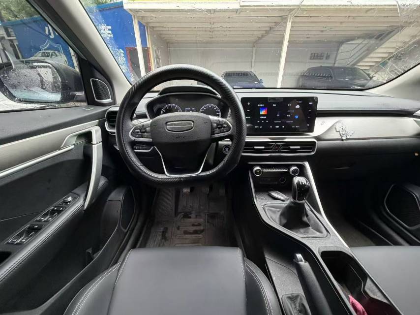 GEELY Coolray 2024 car image #7