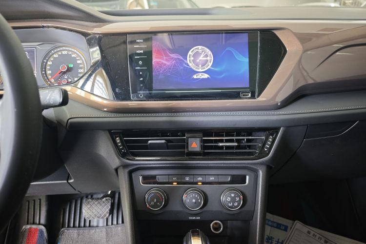 Volkswagen Tharu 2022 car image #17
