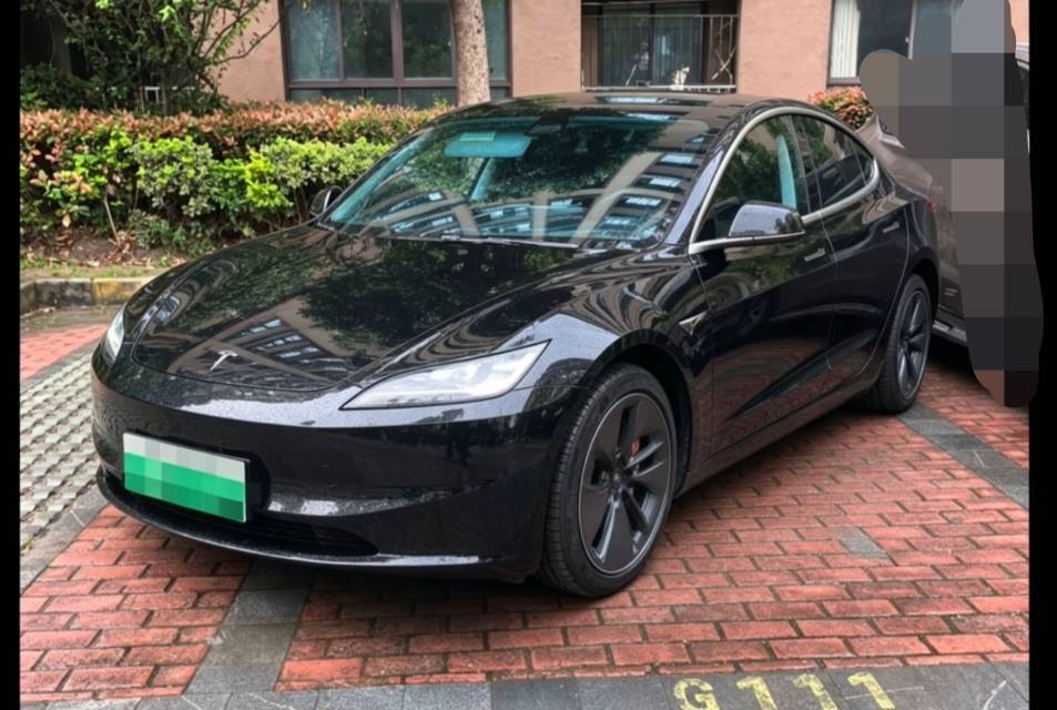 2025 2025 car image