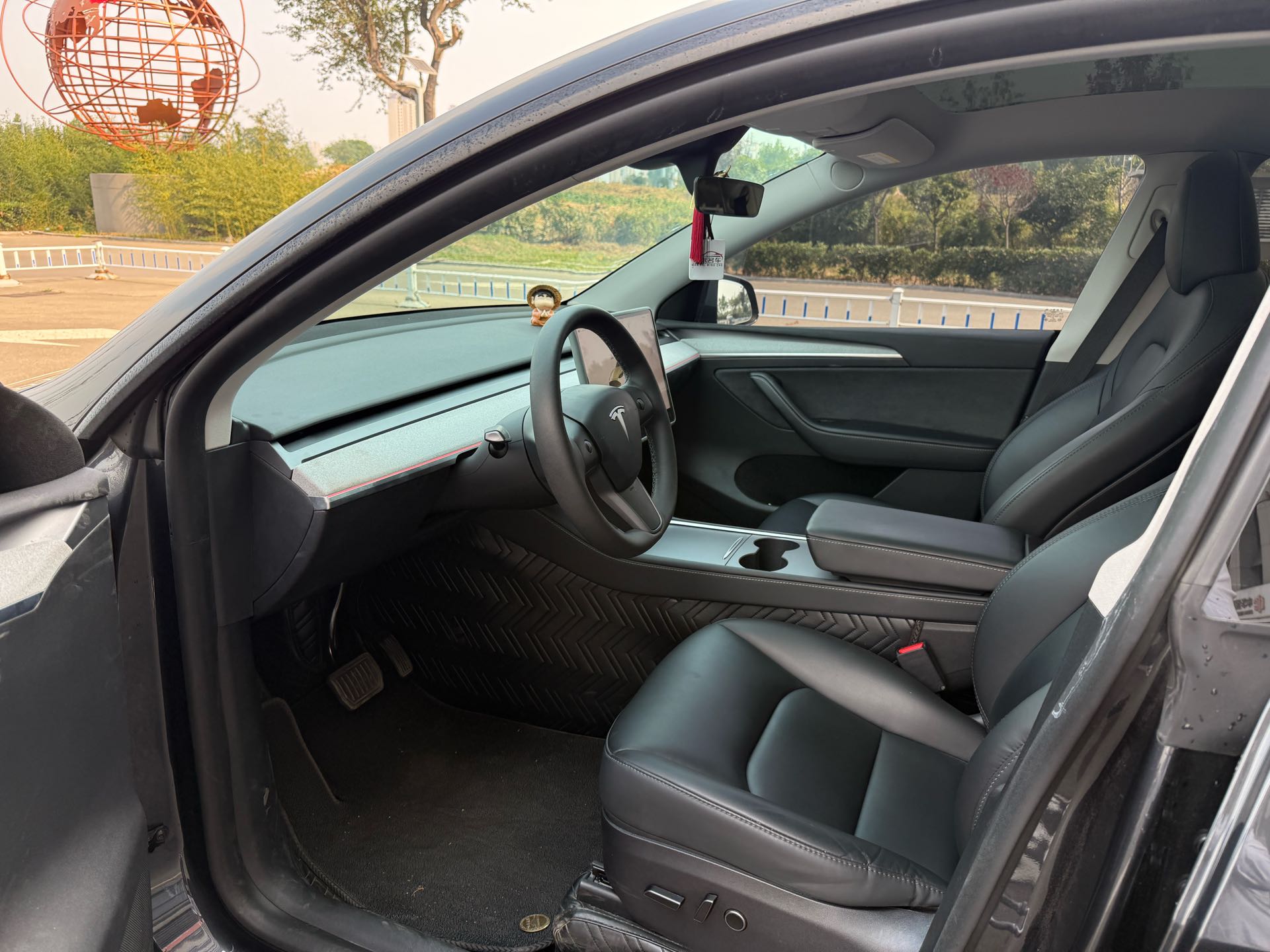 Tesla Model Y 2024 #7 Tesla Model Y 2024 immagine di auto #7