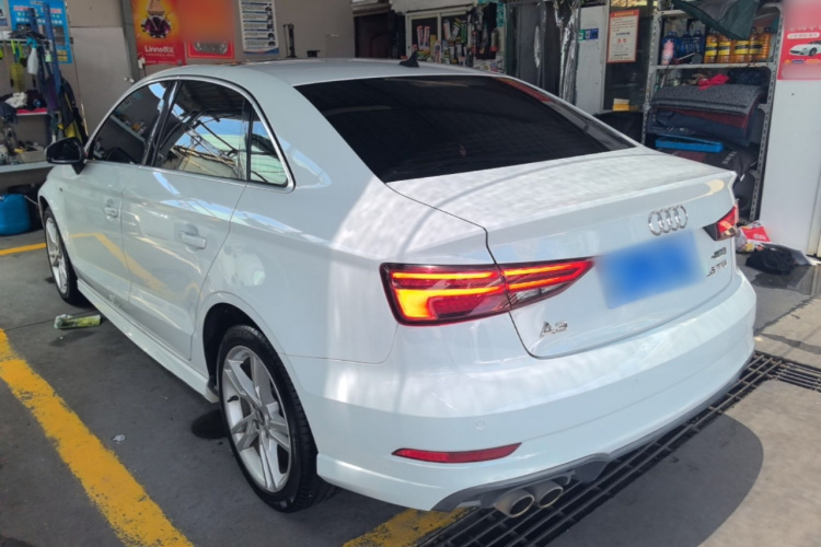 Audi A3 2019 car image #5