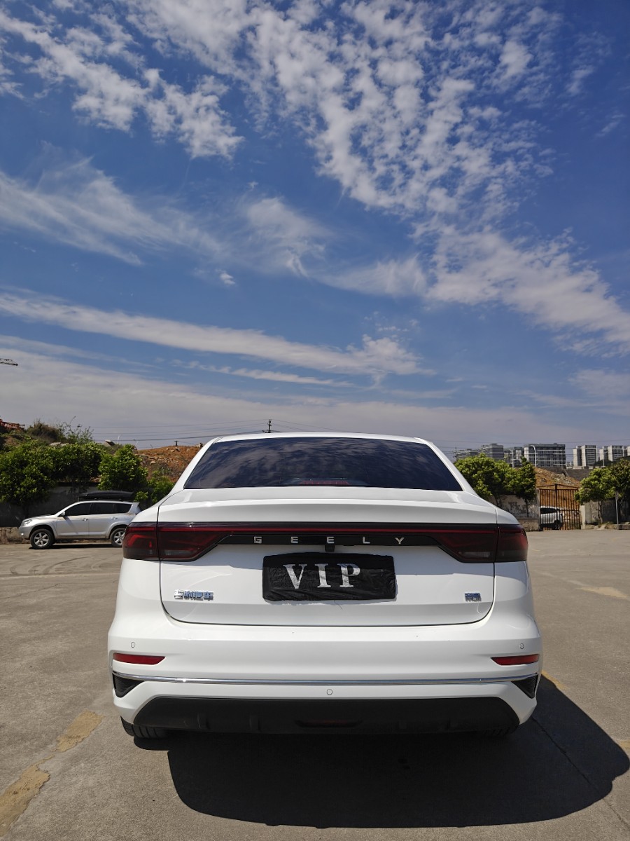 GEELY Emgrand 2024 car image #3